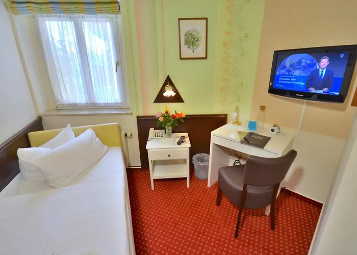 Alt-connewitz Hotel 3*