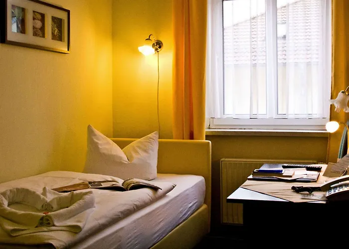 Hotel Alt-connewitz 3*