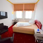 Alt-connewitz 3* Leipzig