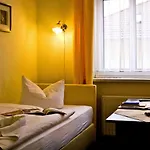Hotel Alt-connewitz 3*
