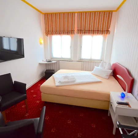Alt-connewitz 3* Leipzig