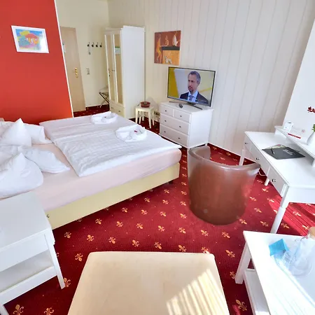 Hotel Alt-connewitz 3*