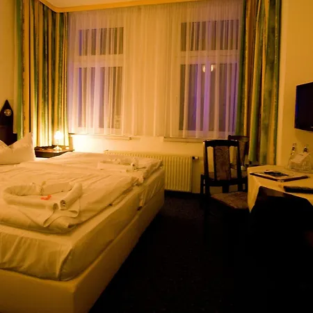 Hotel Alt-connewitz 3*
