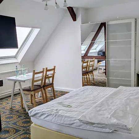 Alt-connewitz 3* Leipzig