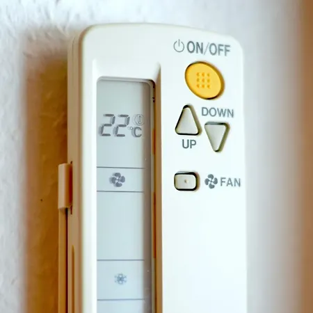 Alt-connewitz 3* Leipzig
