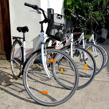 Alt-connewitz Hotel 3*