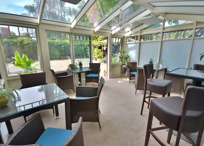 Alt-connewitz 3* Lipsia